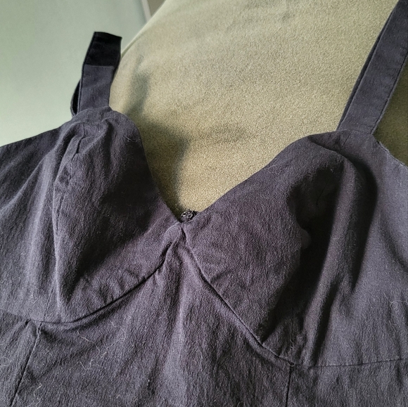 BLACK DRESS - Picture 2 of 4